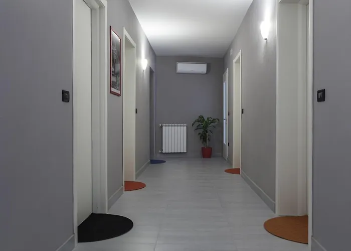 Easy Venice Rooms 1-2