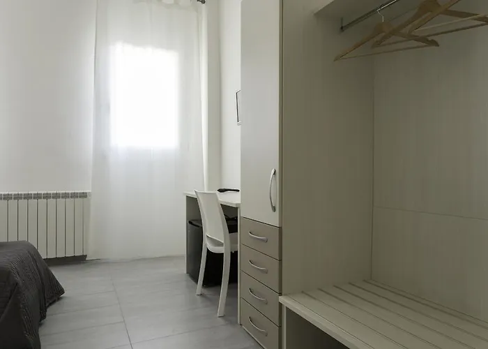 Easy Venice Rooms 1-2